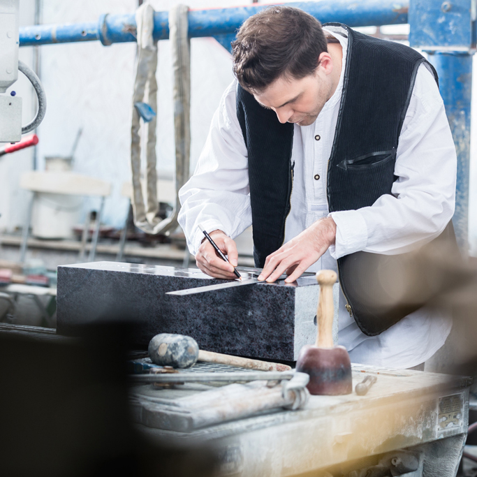 La marbrerie funéraire des Pompes Funèbres Bulot